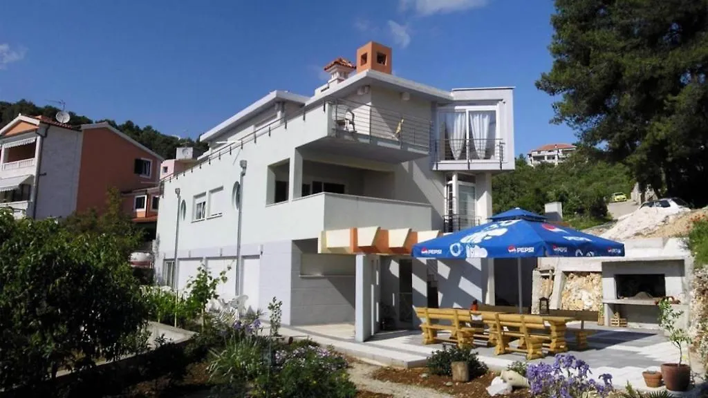 Studio Apartment In Trogir With Balcony, Air Conditioning Wifi 4328-3