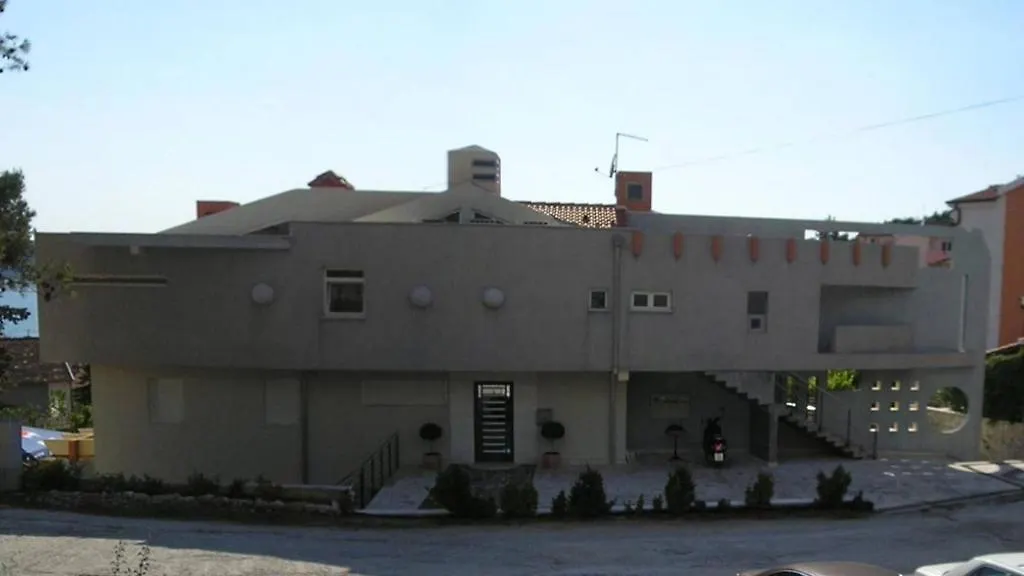 Studio Apartment In Trogir With Balcony, Air Conditioning Wifi 4328-3
