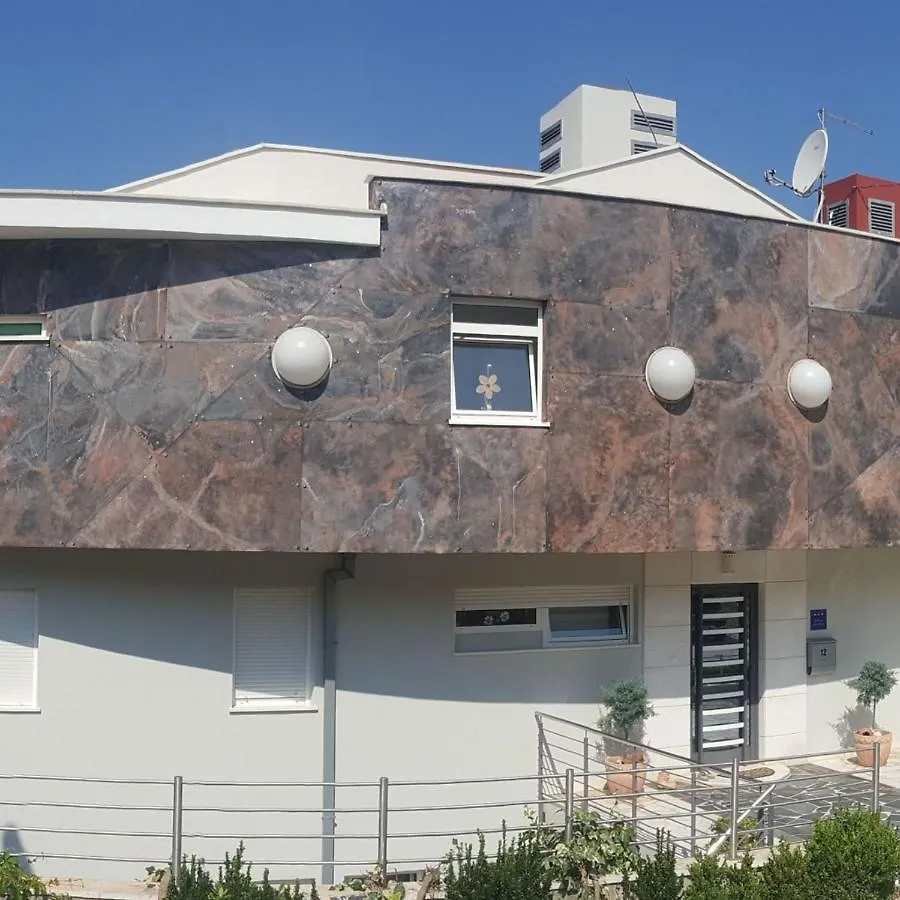 Studio Apartment In Trogir With Balcony, Air Conditioning Wifi 4328-3